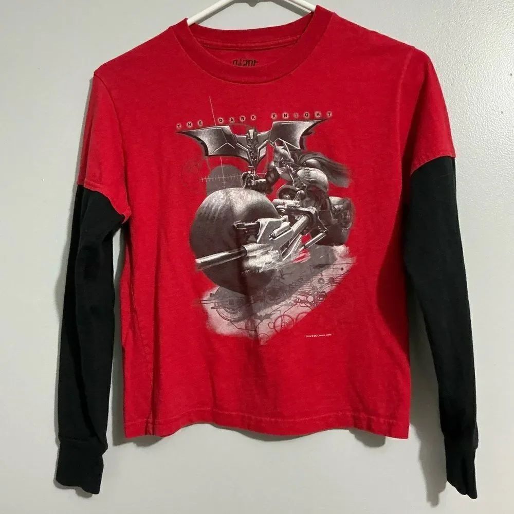 Giant boys The Dark Knight long sleeve T-shirt size M